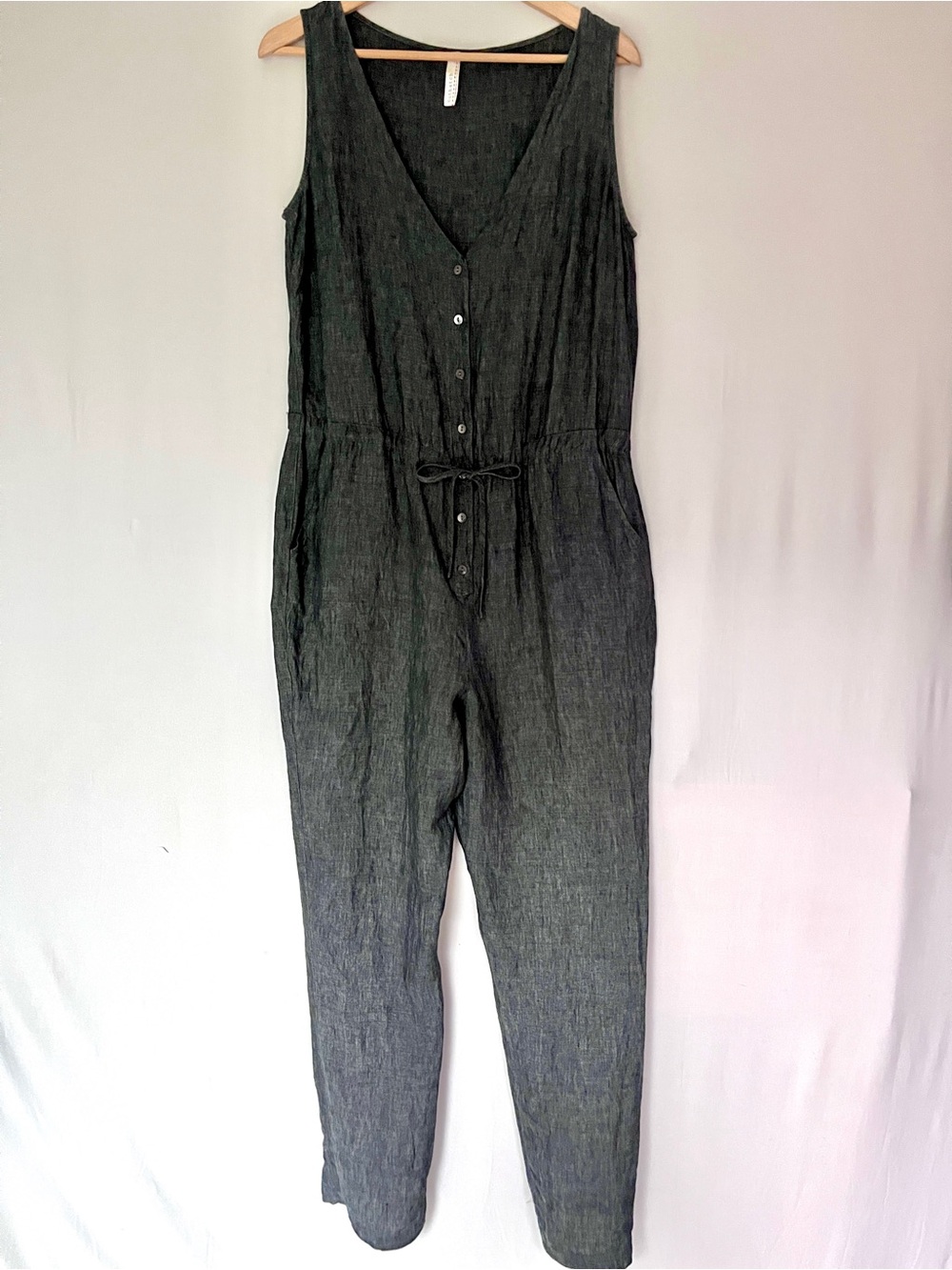 Nuthatch 100% Linen Jumpsuit Charcoal Grey Made in Maine Button Front Pockets M